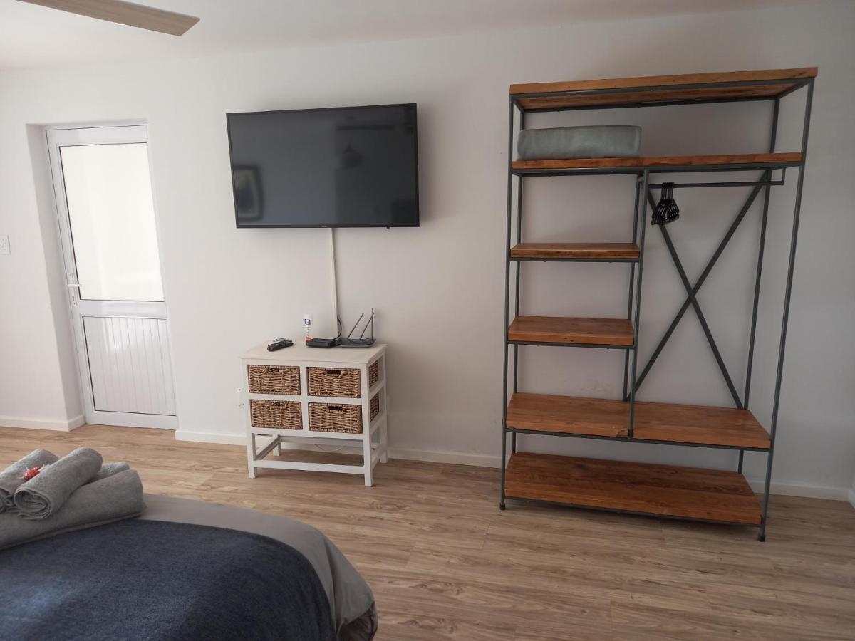 Simonʼs Town Stonebrook Apartments מראה חיצוני תמונה