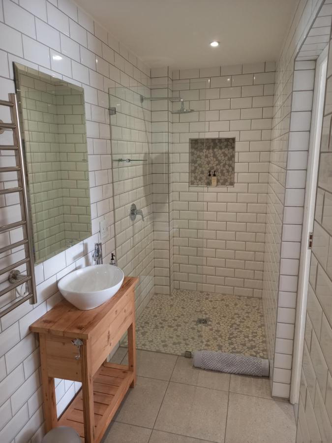 Simonʼs Town Stonebrook Apartments מראה חיצוני תמונה