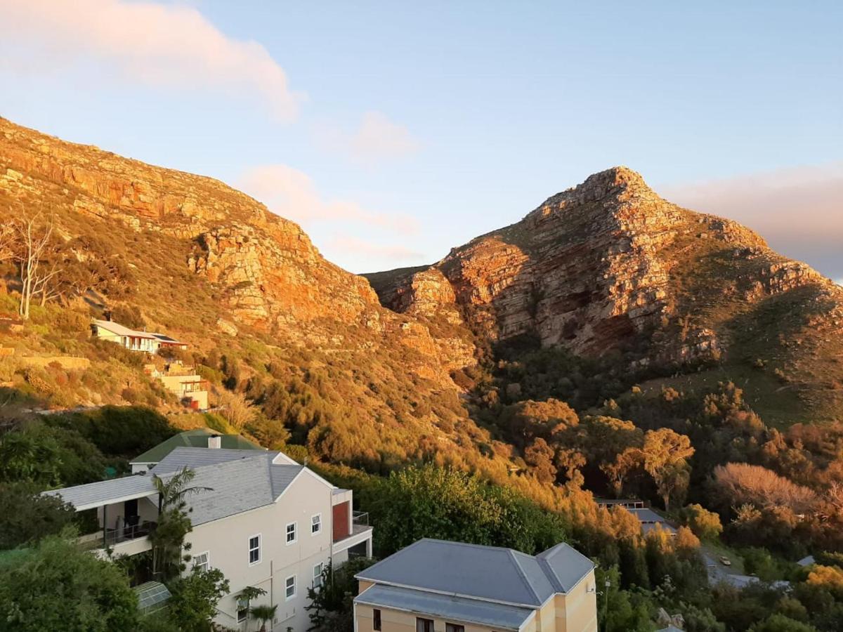 Simonʼs Town Stonebrook Apartments מראה חיצוני תמונה